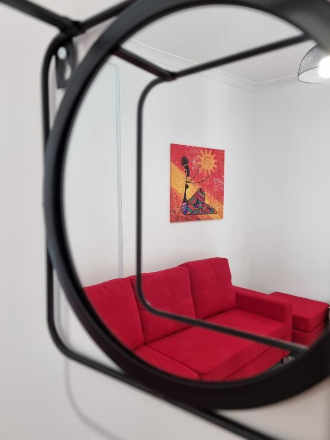 New Modern Studio In Central Tiranaアパートメント エクステリア 写真